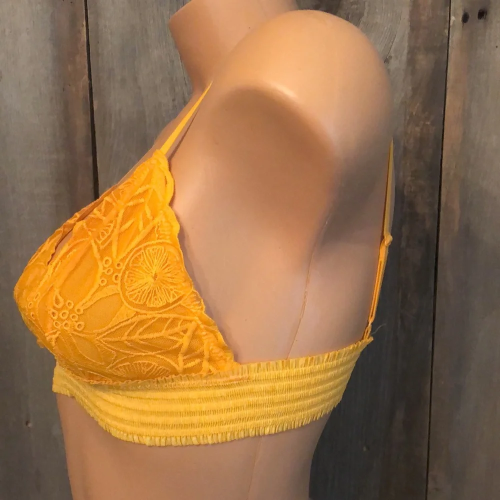 Aerie Lace Triangle Bra - Picture 2 of 13